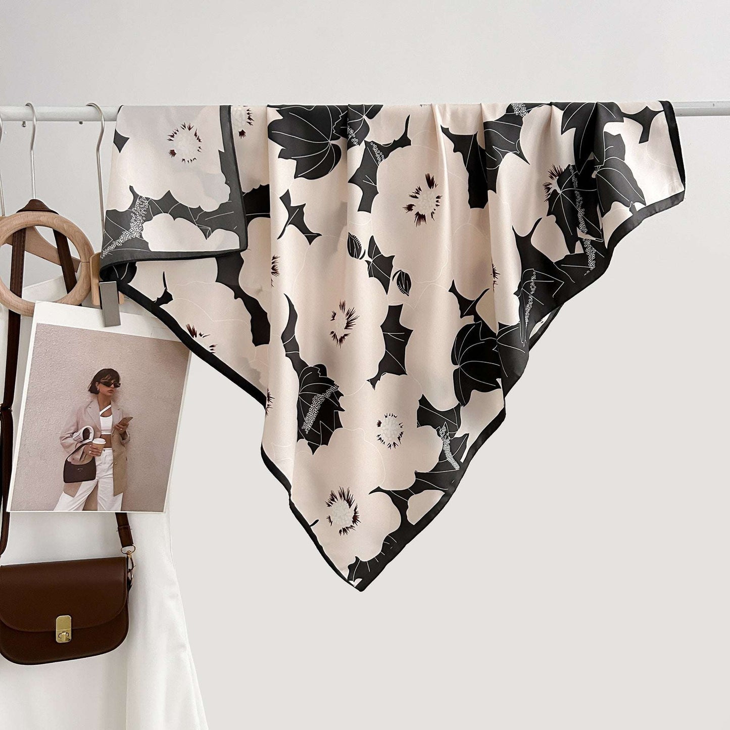 Design Floral Printed Square Scarf Women's Artistic Style Retro - Sophinity