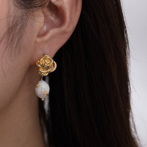 Graceful And Fashionable Brass Gold - plated Real Pearl Earrings For Women - Sophinity