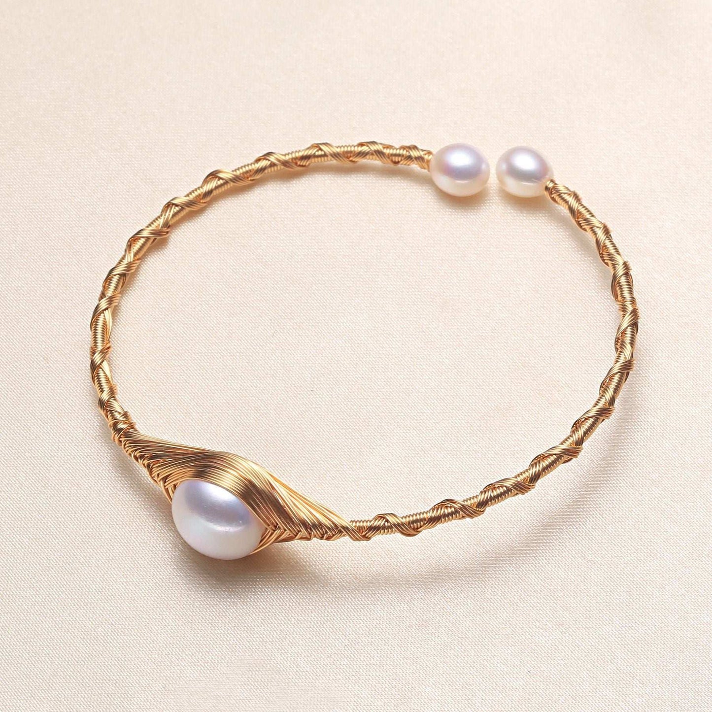 Freshwater Pearl Bracelet For Women - Sophinity
