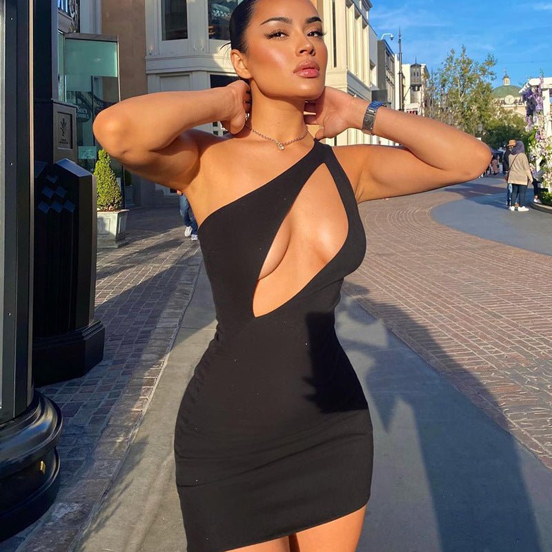 Solid Color One - shoulder Sleeveless Hollow Dress - Sophinity