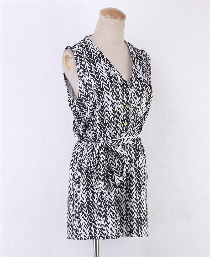 Jumpsuit suit V - neck shorts - Sophinity