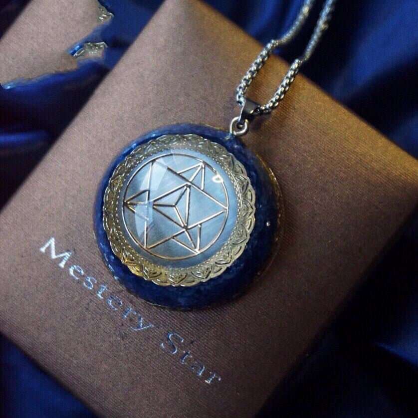 Crystal Pendant Necklace Pendant For Men And Women - Sophinity