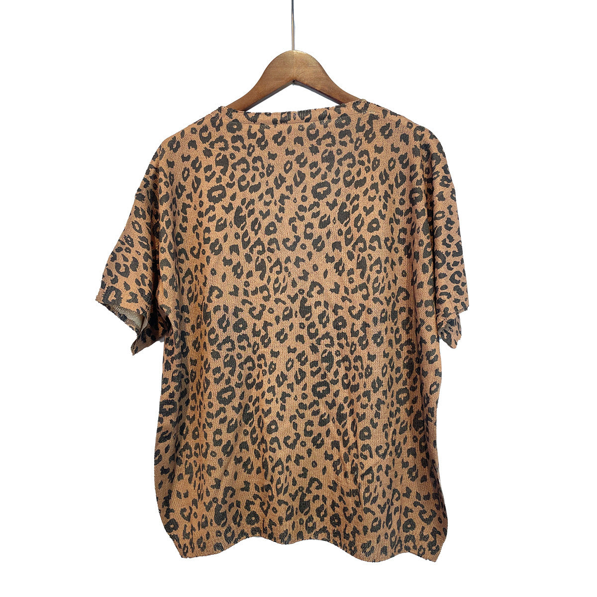 Loose Leopard Print Casual Women's Top - Sophinity