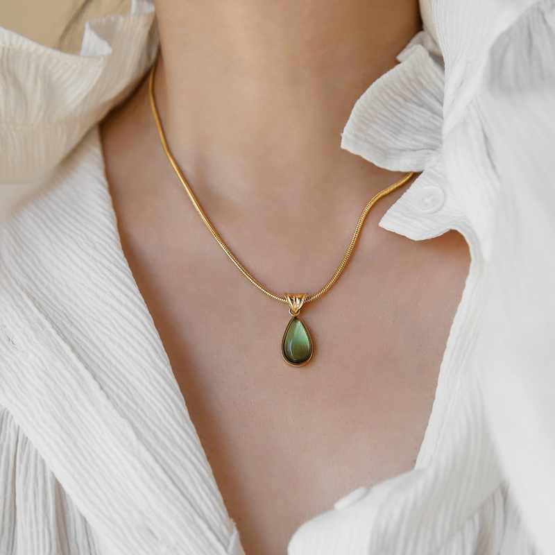 Green Blue Water Drop Pendant Vintage Olive Necklace For Women - Sophinity