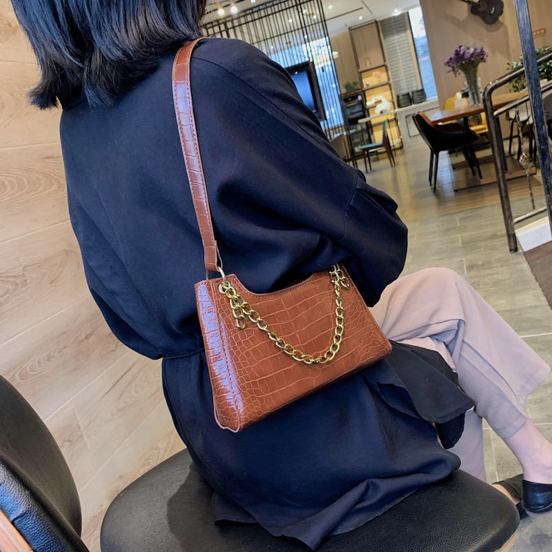 Women's chic shoulder bag - Sophinity