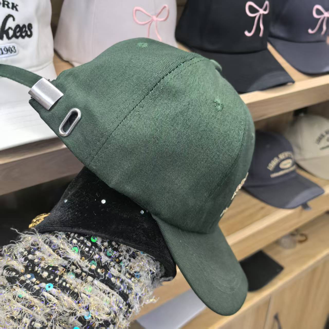 Women's Plus - sized Deepening Hard Top Simple Printed Peaked Cap - Sophinity