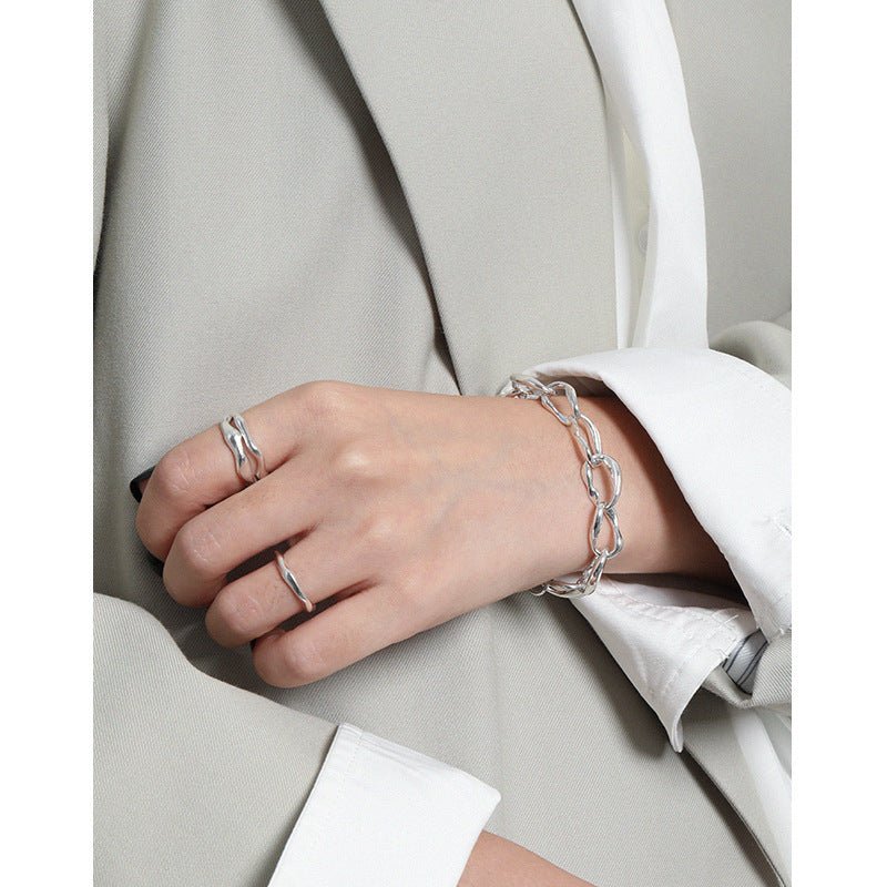 Minimalist All - match Cold OT Buckle Chain Bracelet For Women - Sophinity