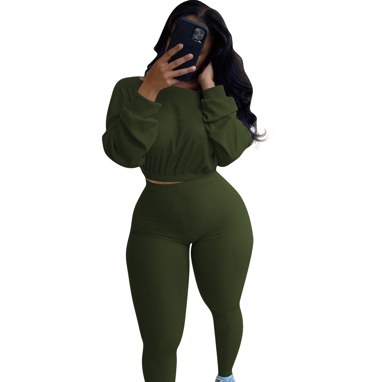 Stylish autumn ribbed athleisure suit in olive green for comfortable, casual wear