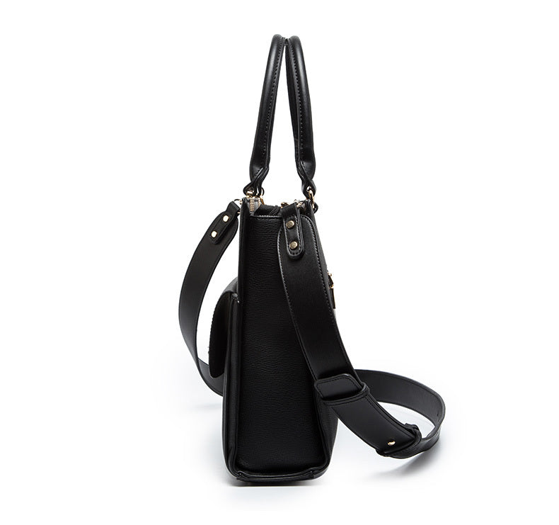 Women carry fashionable computer bags - Sophinity