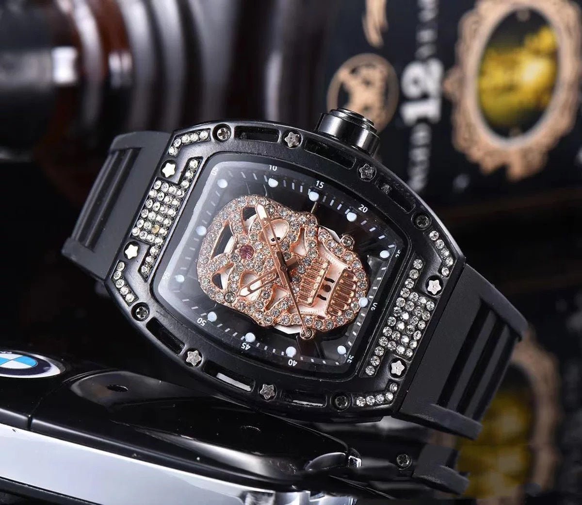 Fashion Tonneau - shaped Hollow Men's Silicone Quartz Watch - Sophinity