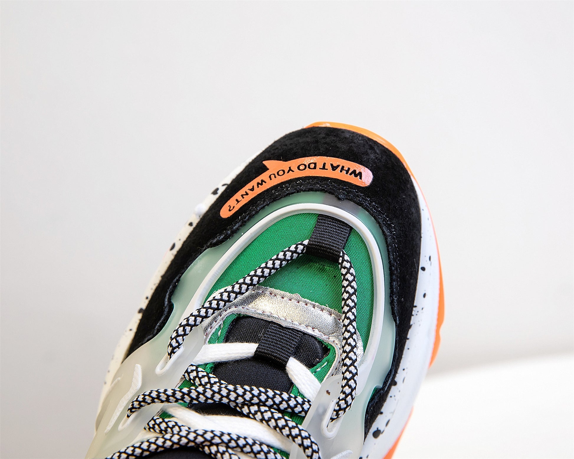 Spring platform sports shoes - Sophinity
