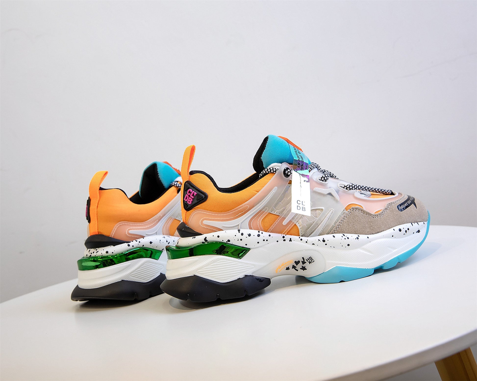 Spring platform sports shoes - Sophinity