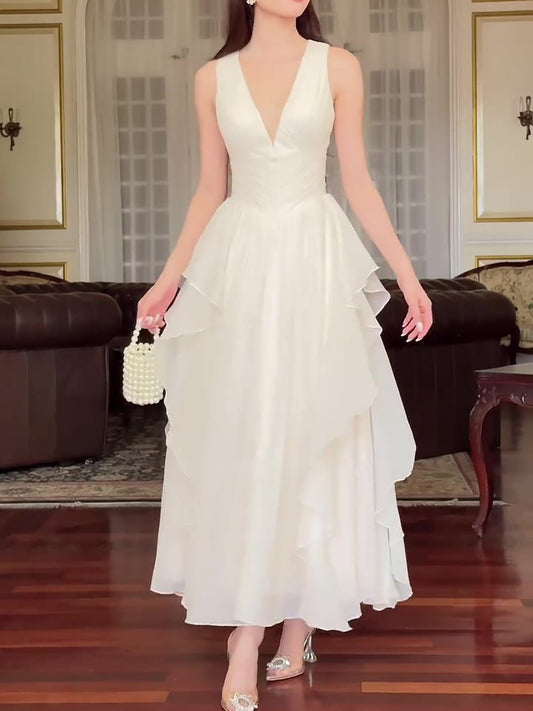 Sleeveless Ruffled White Dress - Sophinity