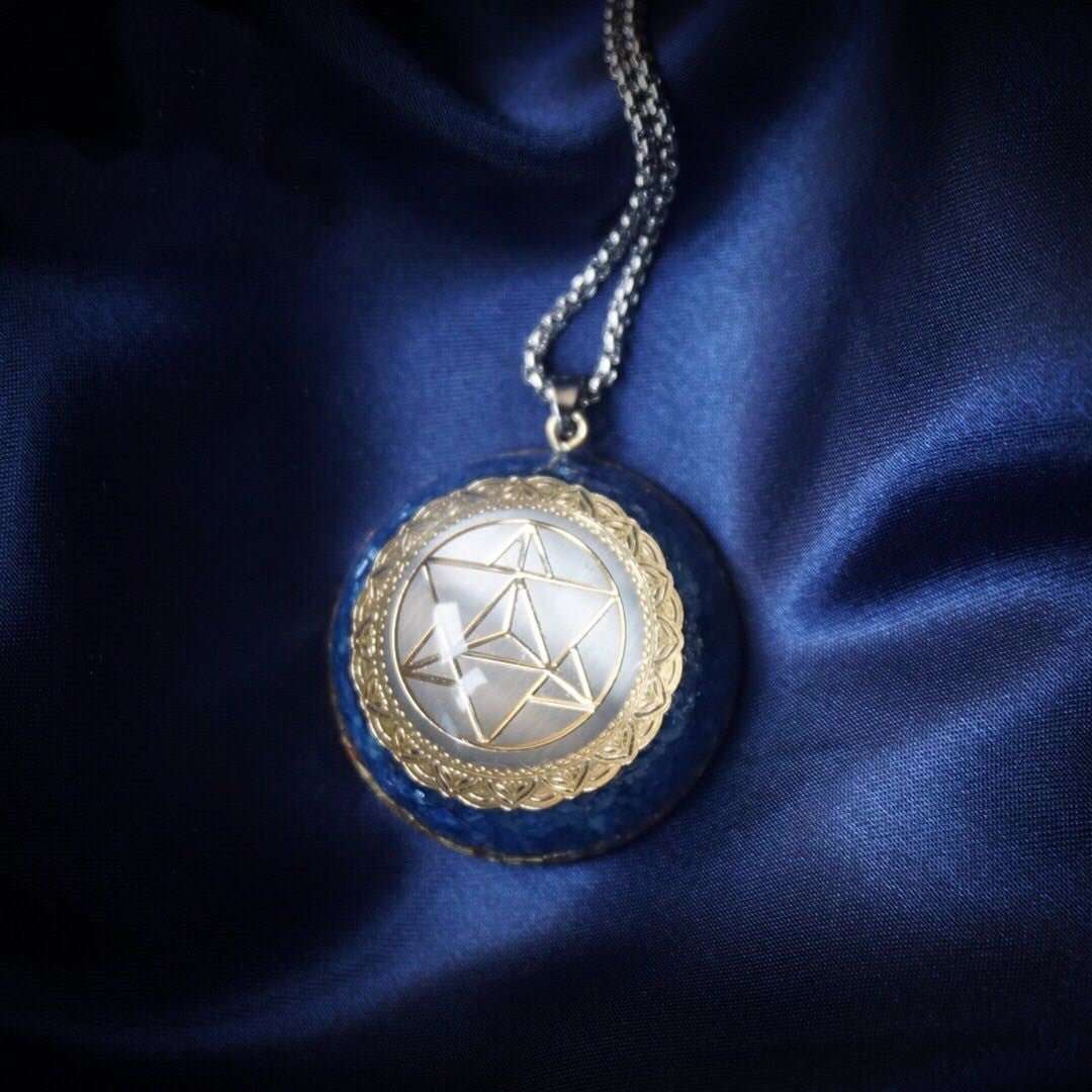 Crystal Pendant Necklace Pendant For Men And Women - Sophinity