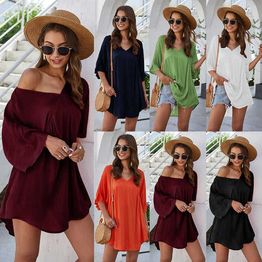 Casual V - neck dress - Sophinity