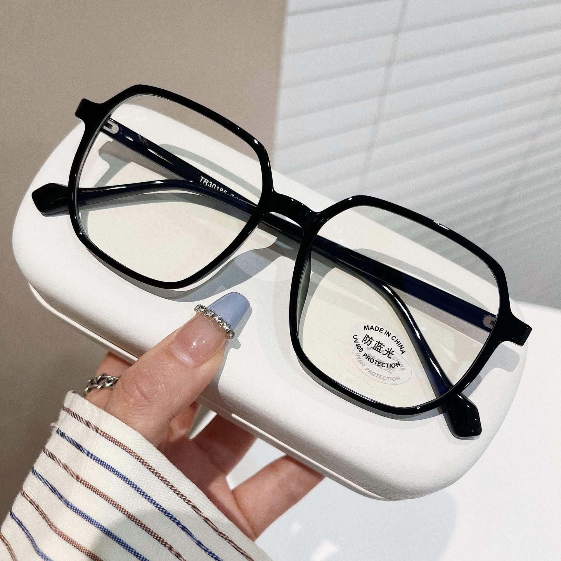 Square Concave Shape Myopia Glasses Rim Men And Women - Sophinity