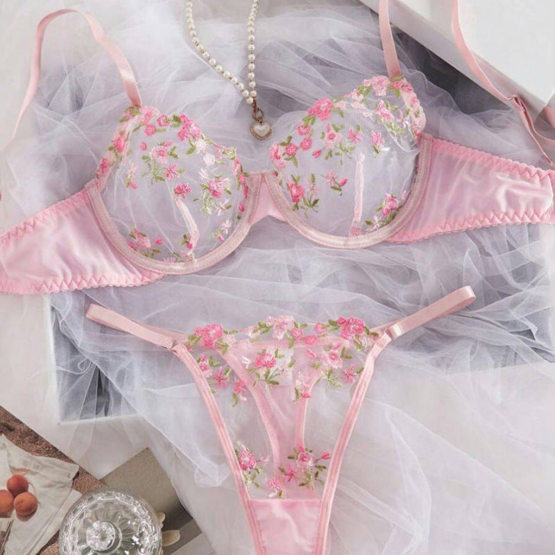 Small Floral Romantic Embroidery Mesh Stitching Pure Desire See-through Bra Set