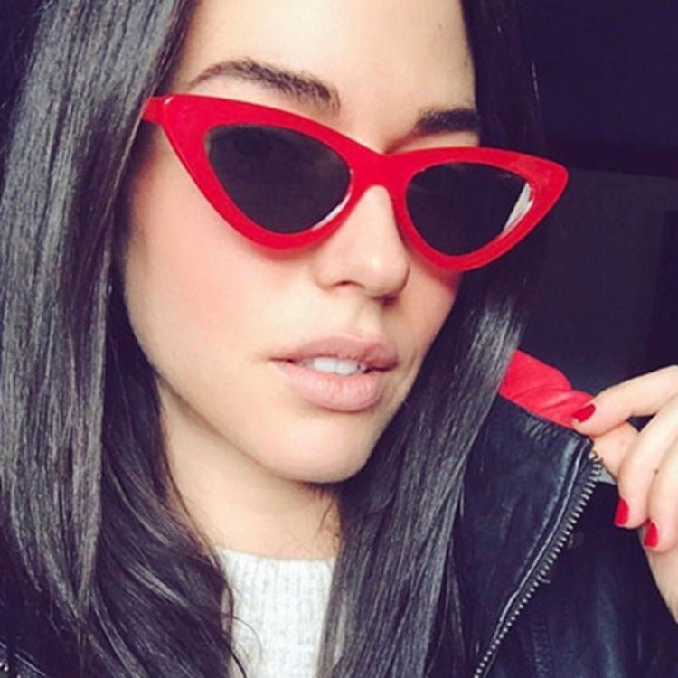 Women's Fashion Retro Cat Eye Sunglasses - Sophinity